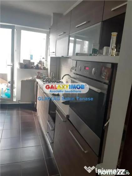 Apartament cu 3 camere decomandat în Exercițiu