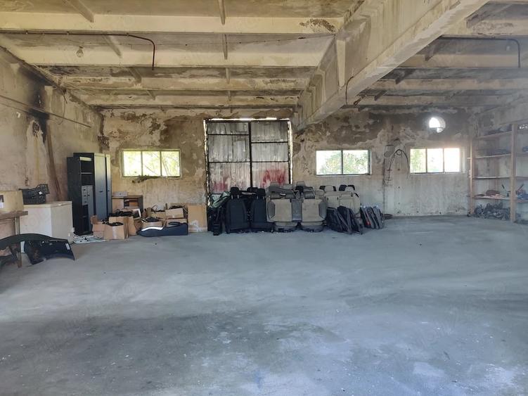 Teren de 9500 mp, în Central