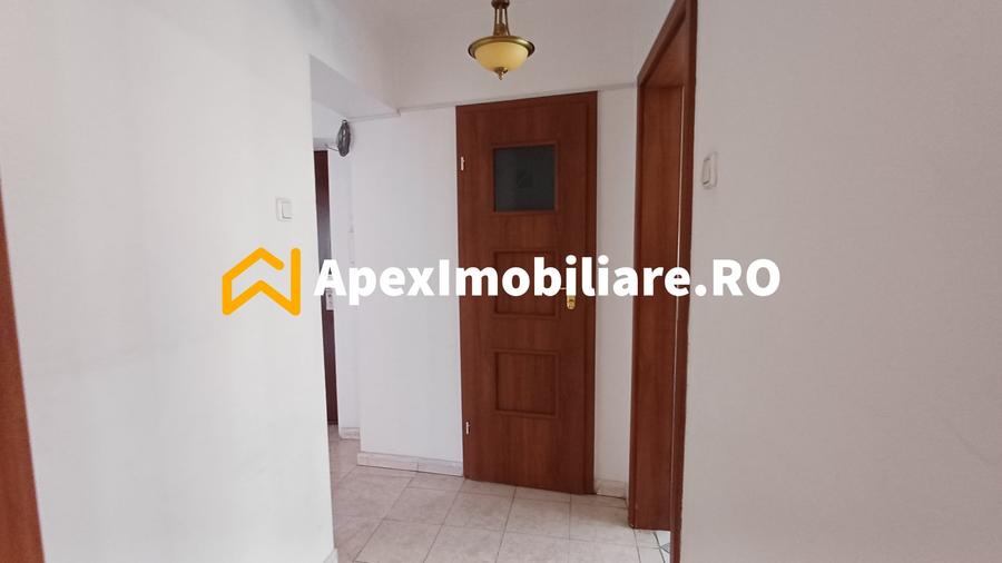 Apartament 4 camere de vanzare Unirii Parcare Privata / Garaj - 28