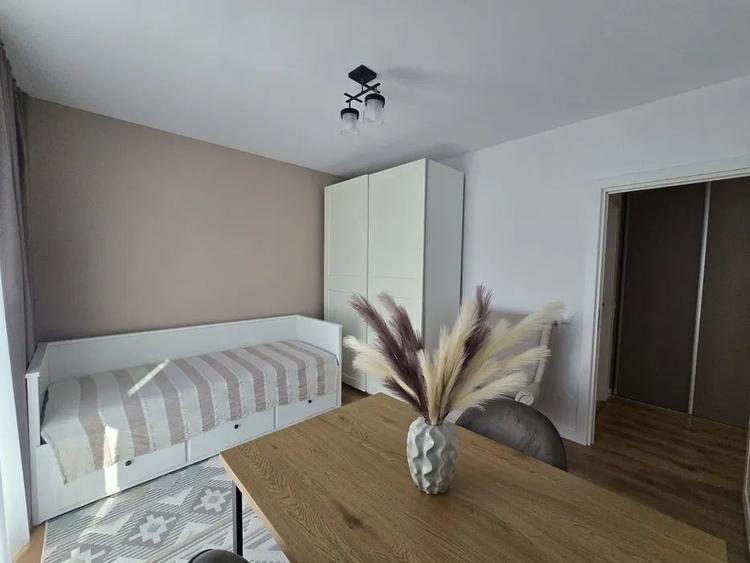 Apartament cu 2 camere decomandat, mobilat în Florești — fotografia 3