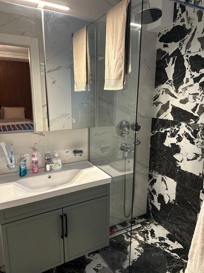 Apartament cu 2 camere, mobilat în P-ta Presei Libere