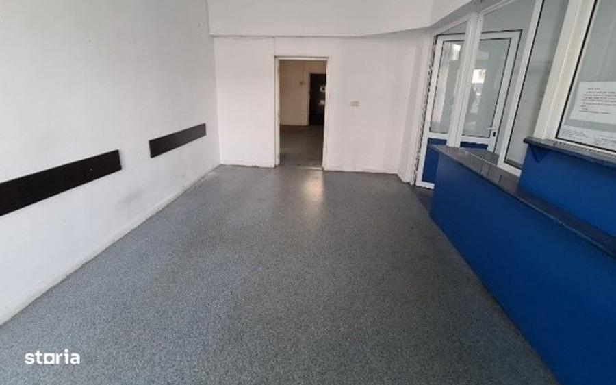 Spațiu comercial, de 191 mp, în Micălaca