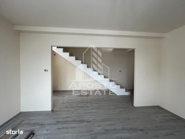 Casă cu 4 camere în Moșnița Nouă