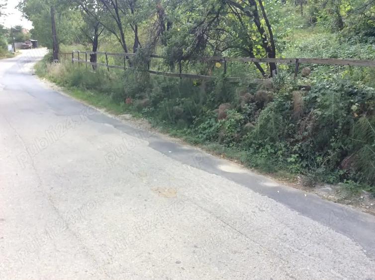 Teren de 887 mp, în Central