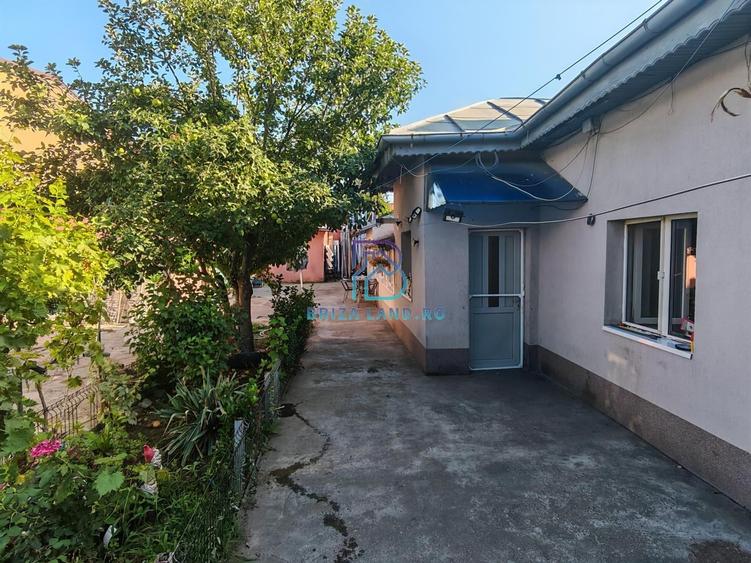 Casă individuală cu 3 camere cu Canalizare în Chitila