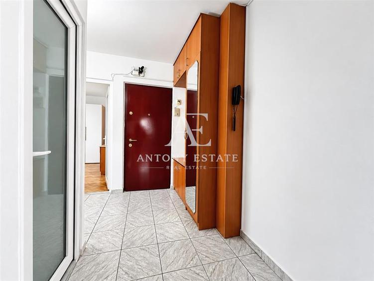Apartament cu 3 camere decomandat, mobilat în Salca