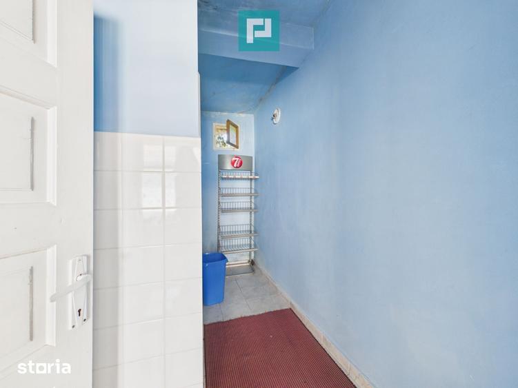 Casă cu 5 camere cu Teren 1430 Mp în Șiria