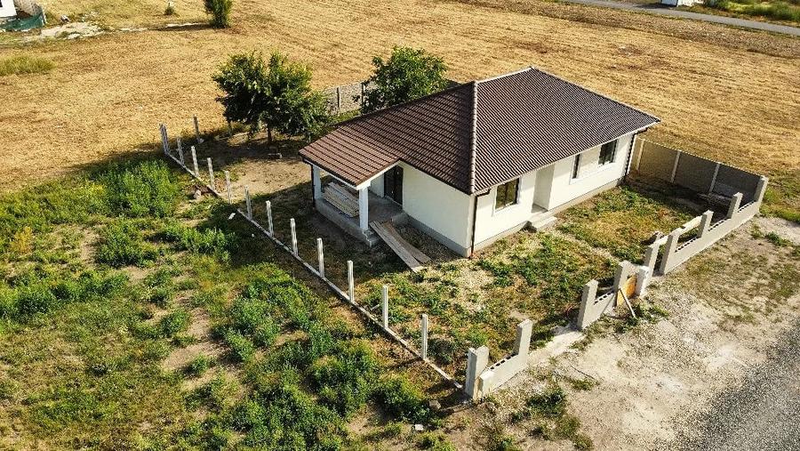 Casă cu Teren 503 Mp în Moșnița Veche
