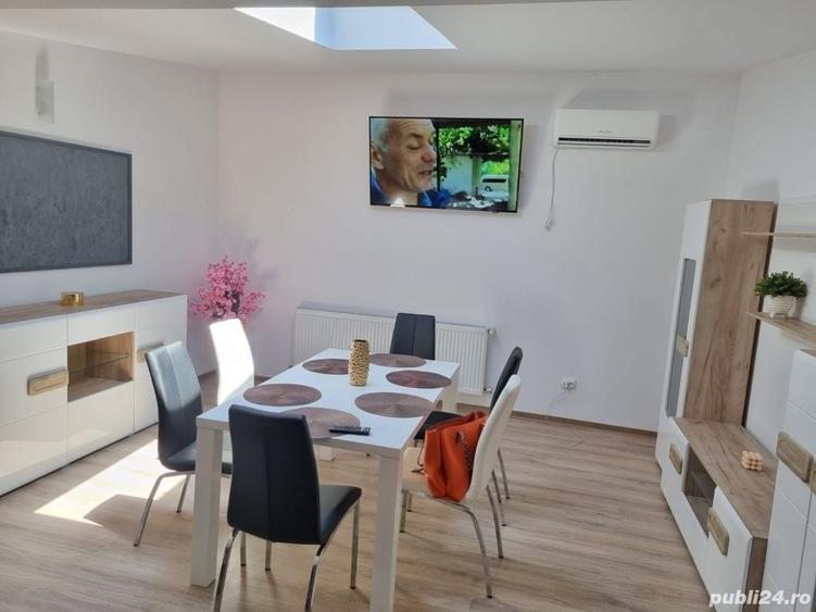 Apartament cu 4 camere decomandat în Deta