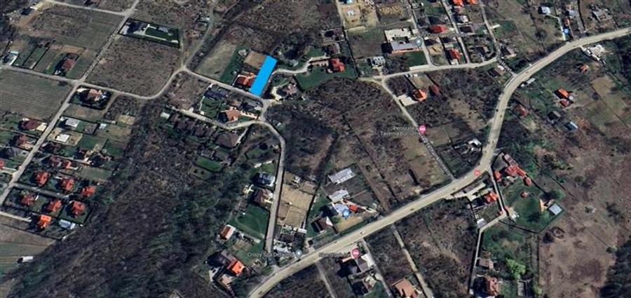 Teren Construcții intravilan de 1092 mp, în Bucium
