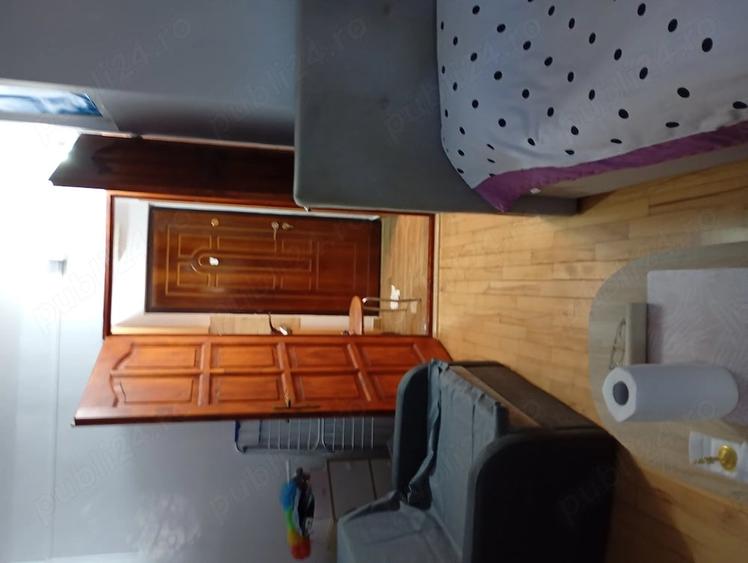 Garsonieră decomandată în Central