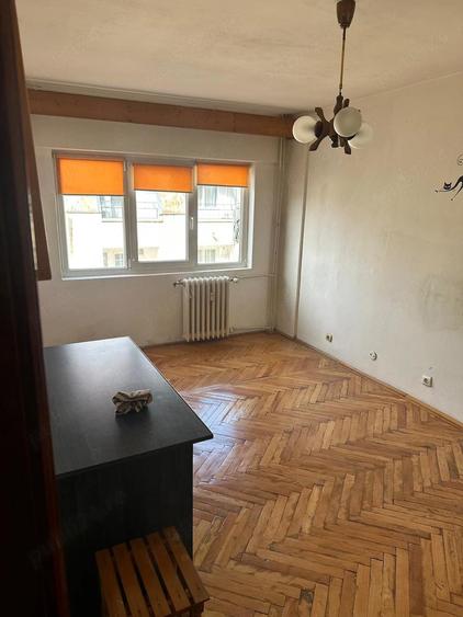 Apartament cu 2 camere semidecomandat în Ultracentral