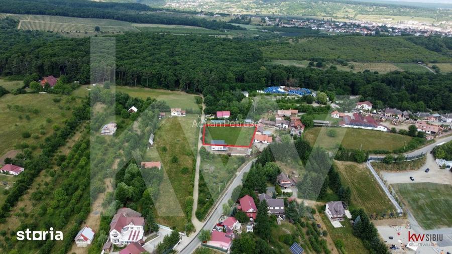 Teren construtie 1000 mp - Tocile, toate utilitatile, vedere panoramic