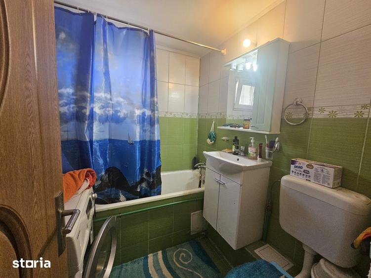Apartament cu 3 camere în Rahova