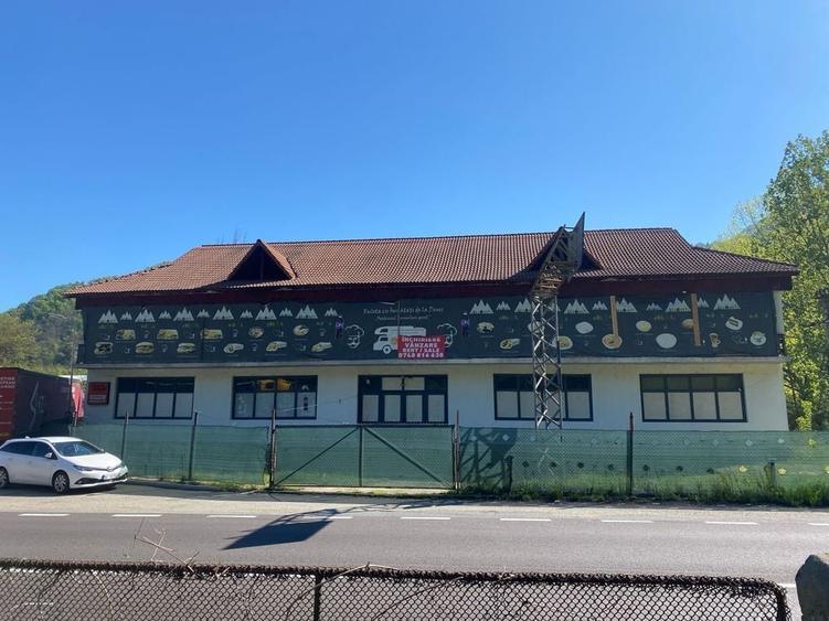 Spațiu comercial, de 980 mp, în Central