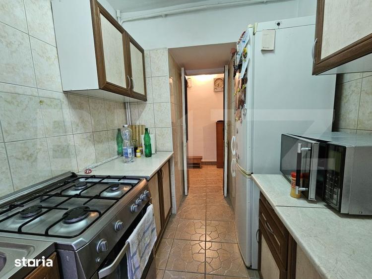 Apartament cu 3 camere, mobilat în Dacia