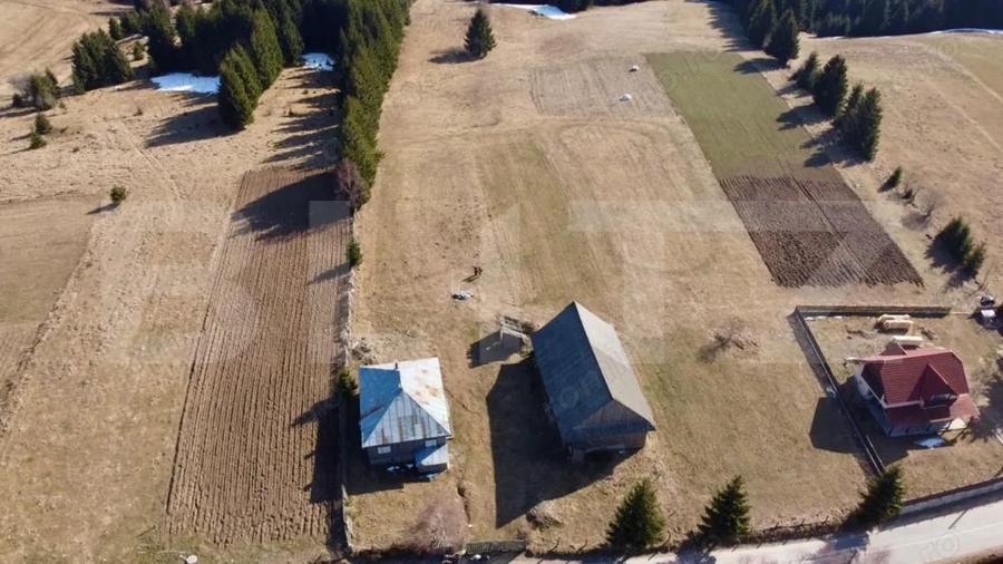 in EXCLUSIVITATE - Teren de vanzare cu priveli?te spectaculoasa Ra?ca - 5