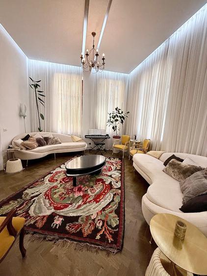 Vanzare 7 camere  in vila BELLE ÉPOQUE - GRADINA ICOANEI - 2