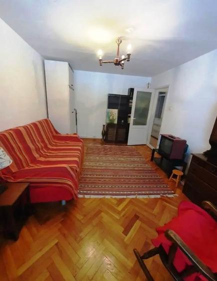 Inchiriem Apartament 3 Camere Mobilat Decomandat Grivitei - 5
