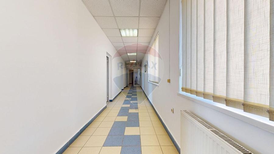 Birouri de închiriat în Brașov, Centrul Civic, clădire de birouri - 13