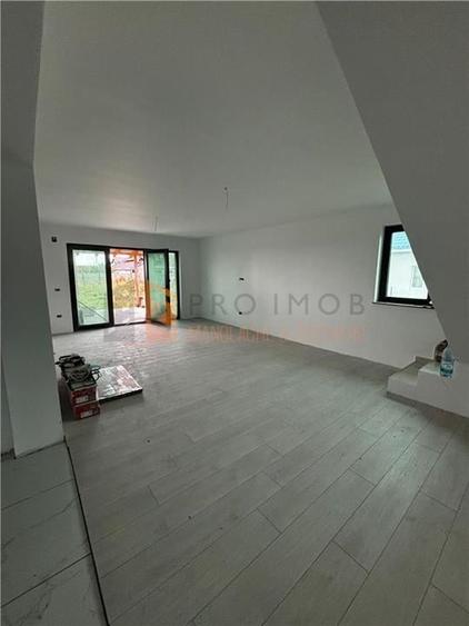 Casa tip parter + pod inalt zona Spataru - 3