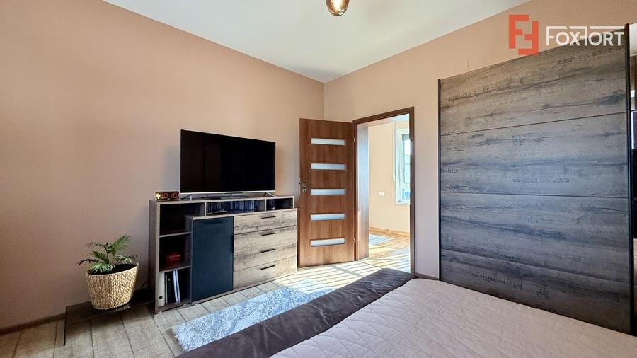 Duplex de vanzare, 3 camere + garaj - toate utilitatile - Dumbravita - 9