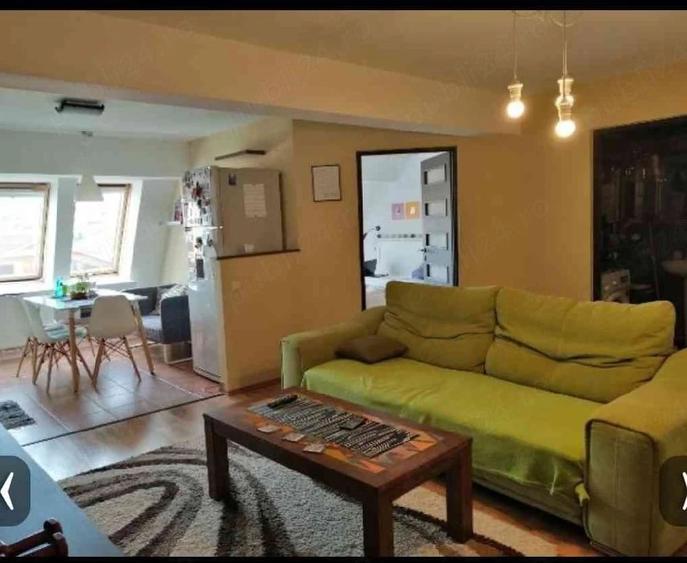 Apartament cu 2 camere semidecomandat în Florești