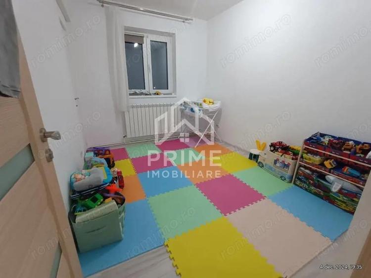 DE VANZARE - Aparatament cu 3 camere, 60 mp, etaj 3/4 - CUGIR - 3