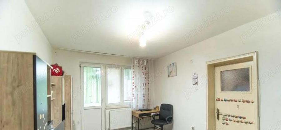2 camere Calea Bucuresti etaj2din4 72000euro