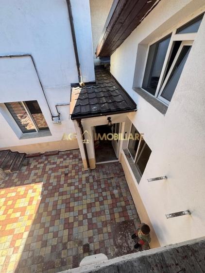 Vila 4 Camere | Spatiu comercial | Centrala Termica | Parcare inclusa - 17