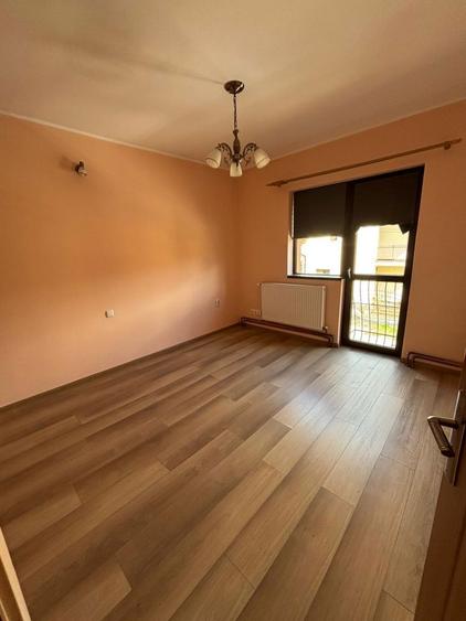 Inchiriez casa zona Calea Surii Mici - 6