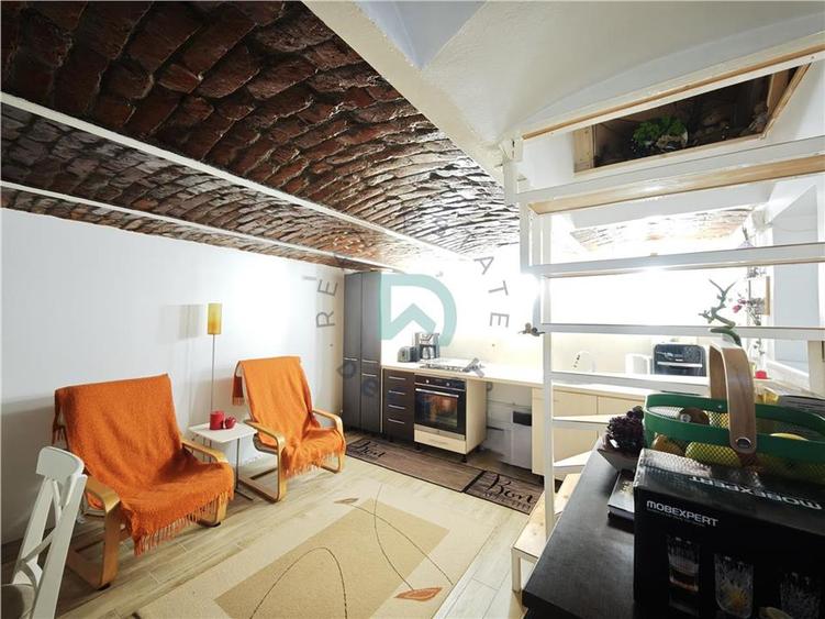 Casa 3 camere de vanzare,  Brasovul Vechi - 20