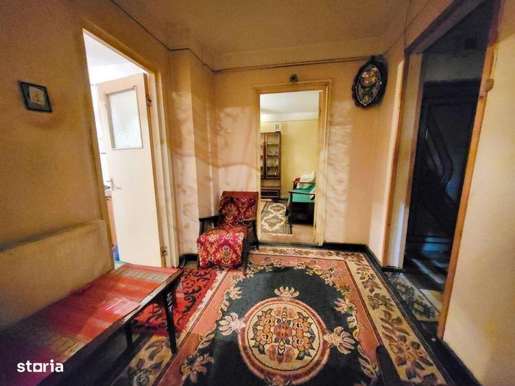 Apartament la parter cu bucatarie mare - 4