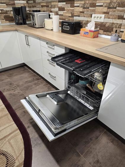 Chirie Apartament 4 camere Premium - 1