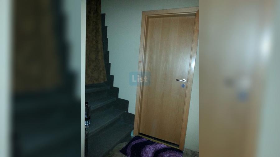 Casă individuală cu 5 camere cu Canalizare în Cihei