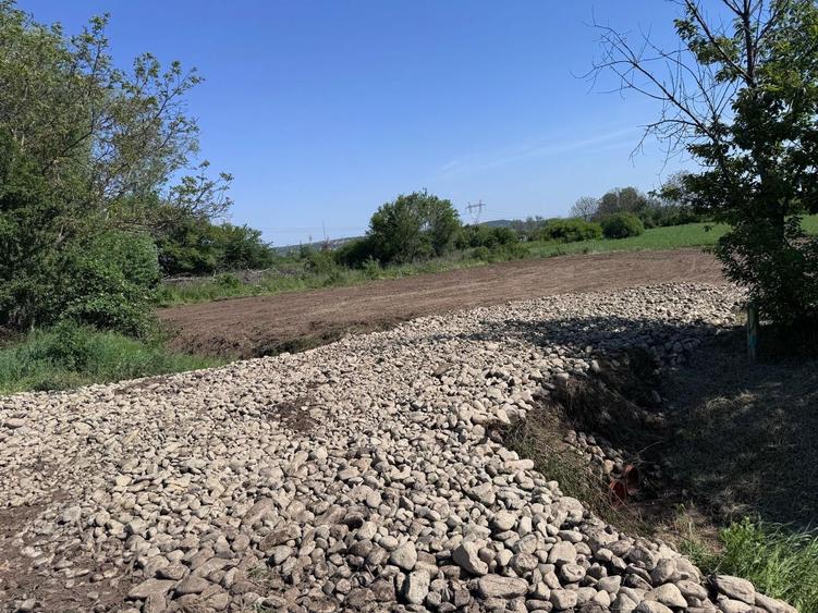 Vand teren intravilan in Sanmartin - 2