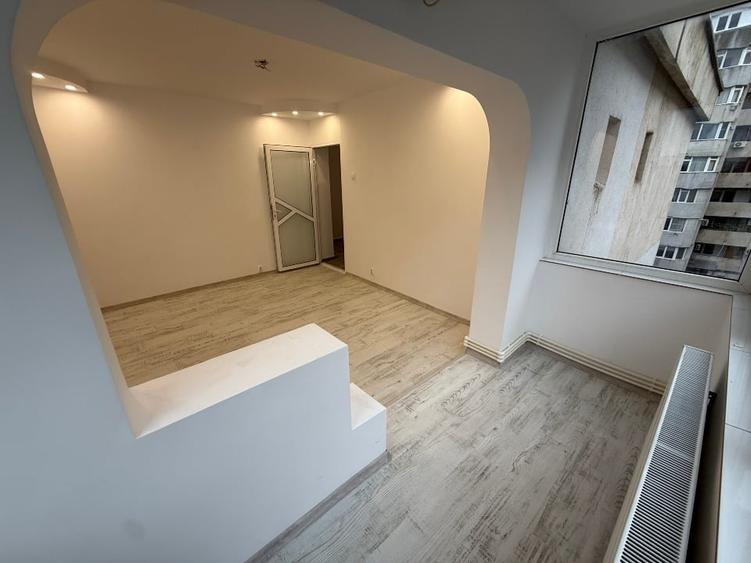 Direct Proprietar - Apartament 2 camere cu 2 balcoane - Renovat - 12