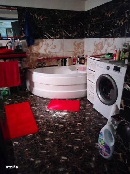 Casa de vinzare la 10 km de Ploie?ti. - 1