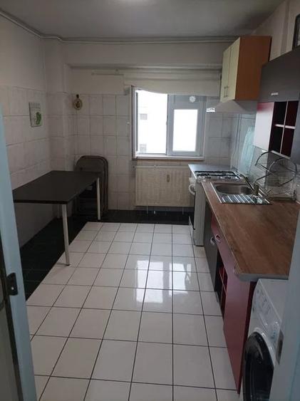 Apartament spatios, de 3 camere, decomandat, in zona Sebastian - 4