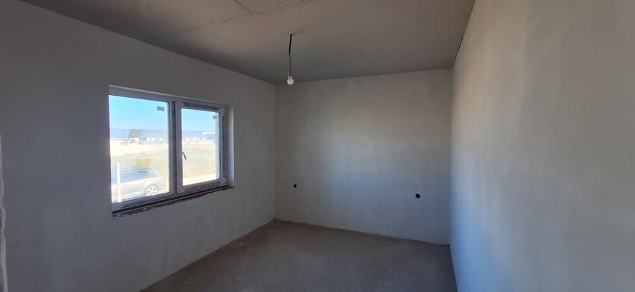 Casa individuala de vanzare, semifinisata, Santandrei - 9