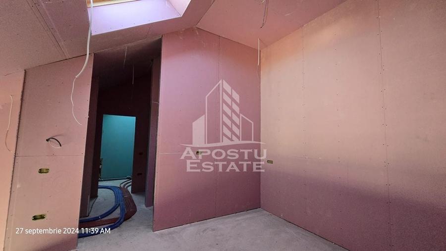 Apartamente noi cu 3 camere, scara interioara, Complexul Studentesc - 1