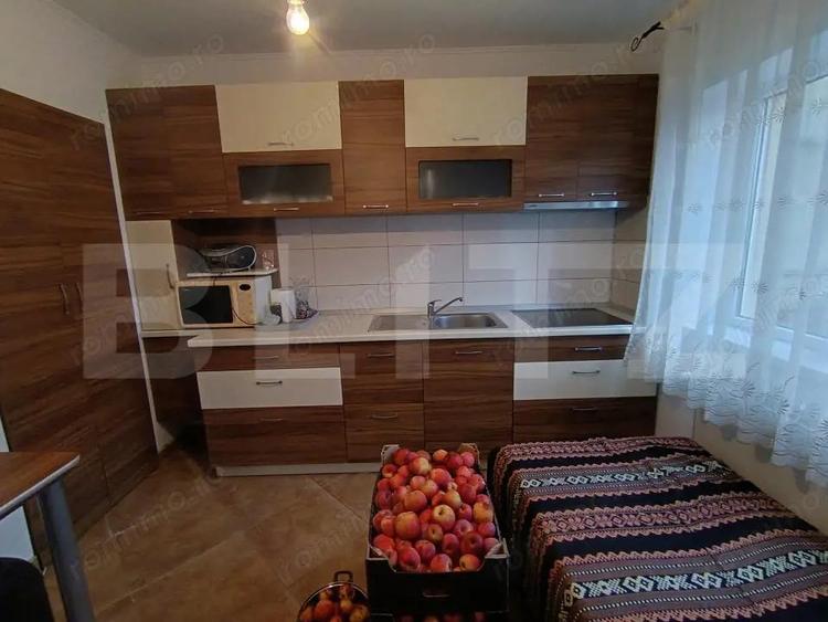 Casa cu 3 camere ?i un teren de 600 mp - 3