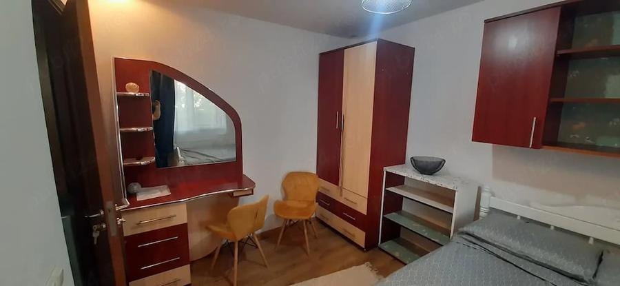 Inchiriez apartament 2 camere - 10