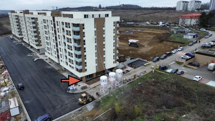 PROPRIETAR COPOU - Spa?iu comercial nou de inchiriat - 3