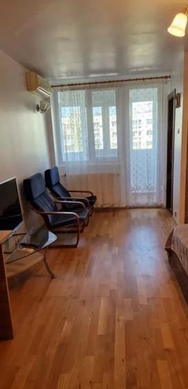 Garsoniera spatioasa, 35 mp, loc de parcare, zona Titan - 3