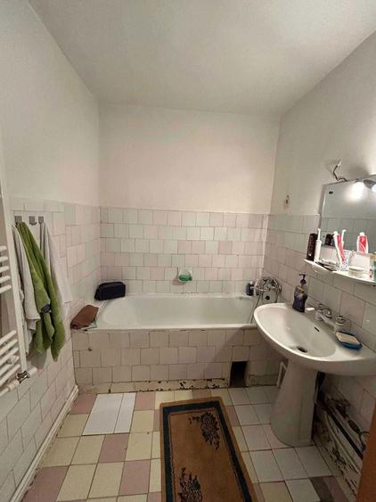 Proprietar - Apartament cu 3 camere, 94 mp, zona PRIMARIE; PRET FIX - 4