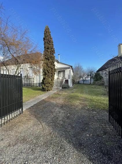 Casa istorica in Reghin, 310 mp utili + teren 5.755 mp, zona centrala - 1