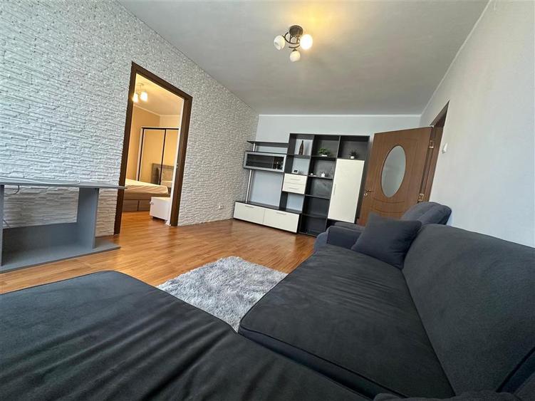 Inchiriere Apartament cu 2 camere Podu Ros - 4
