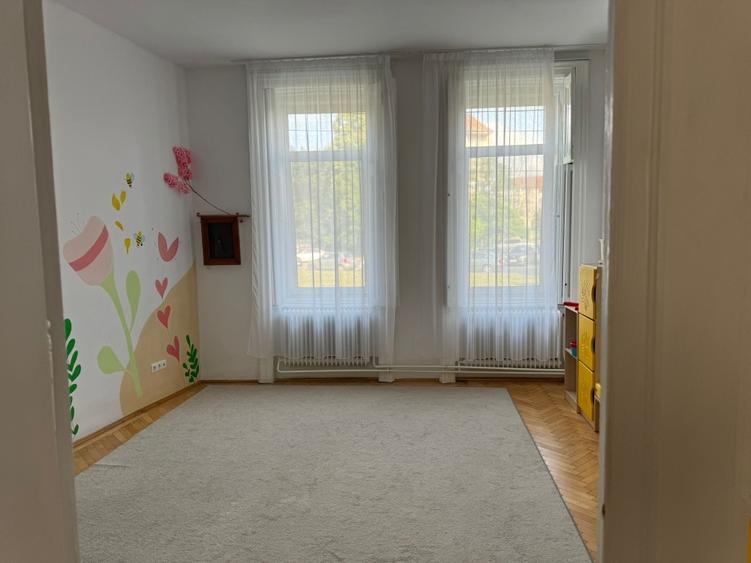 Complex-Lunei,la 5 min.de Prefectu;,10 camere,cas multifuncțional - 14