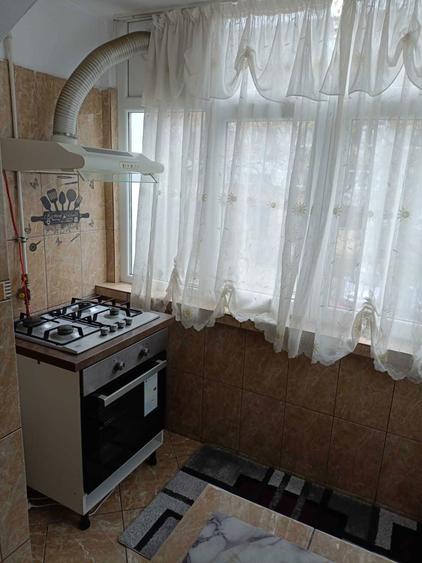 Inchiriez in Regim Hotelier Apartament 3 camere - 2